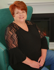 Lynne Messerschmidt, Owner/Level 4 Stylist